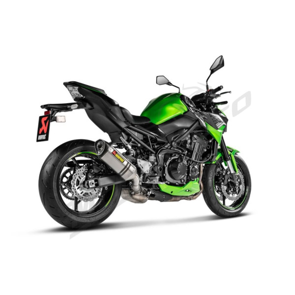 AKRAPOVIC Slip-On Line Muffler Titanium / Carbon Fiber Kawasaki Z 900 2025