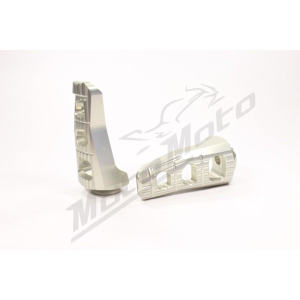 GILLES TOOLING Rear Footrest Kit Honda CB / CBR / VFR / Grom / NC 125/1000 11-26