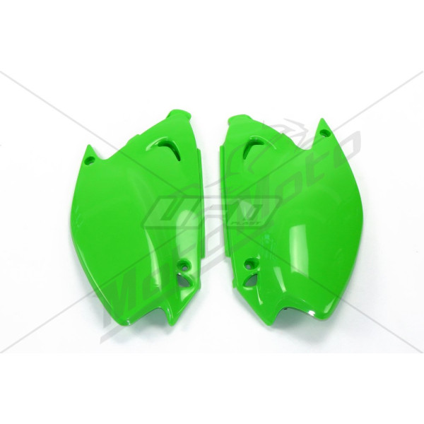 UFO Galiniai šoniniai plastikai žali Kawasaki KX 125-250 03-17