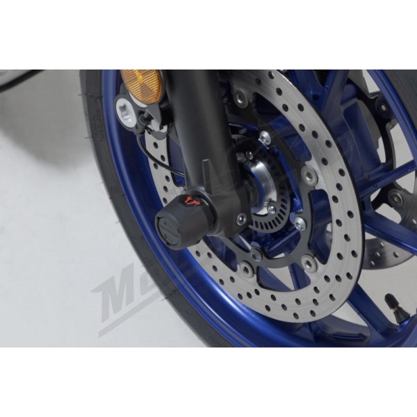 SW-MOTECH Front Axle Slider Set Kawasaki ZX-6 / Suzuki GSX-S / Yamaha MT-07 / XSR / XTZ 636-1000 14-26