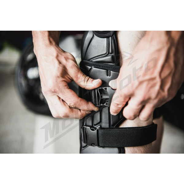 ICON Field Armor 3™ Knees
