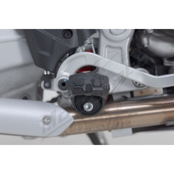 SW-MOTECH EVO Footrest kit Aprilia Tuareg 660 Rally 24-26