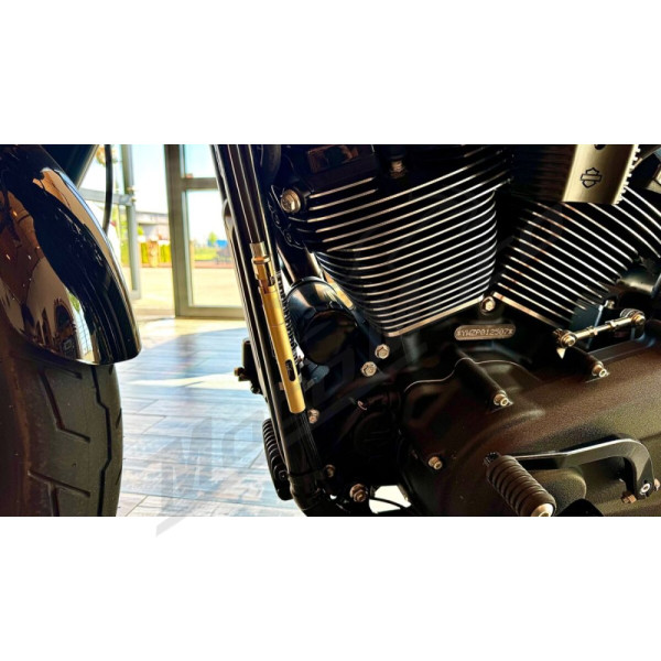 MUELLER MOTORCYCLE AG Sankabos žarnelės įtempėjas Harley Davidson FLH / FLHR / FLHRXS / FLHT / FLHTKL / FLHX / FLHXSE / FLTRX / FLTRXSE 1750-1977 17-24