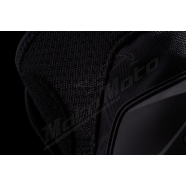 ICON Cloverleaf 2 Knee Pads