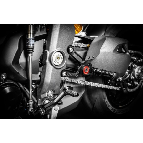 GILLES TOOLING MUE2 Rearset Triumph Speed Triple 1200 22-24