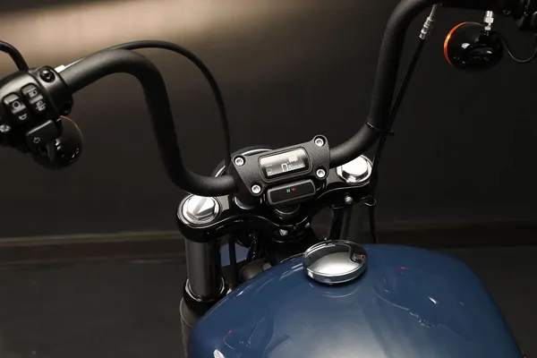 KOSO NORTH AMERICA D2 LCD Spidometras Harley Davidson FLH / FLHR / FLHRXS / FLHT 1690-1923cc 14-23