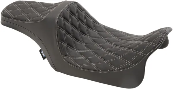 DRAG SPECIALTIES SEATS Predator III Seat Harley Davidson FLHR / FLHRC / FLHRSE / FLHRXS / FLHT 1584-1923cc 08-24