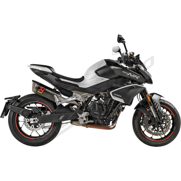 AKRAPOVIC Slip-On Anglies pluošto / titano / nerūdijančio plieno duslintuvas CF Moto NK 800 23-25