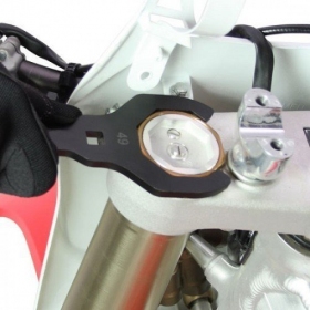 UNIT Tool to unscrew front shock absorber HONDA/ KAWASAKI/ SUZUKI 125-450cc 04-18 50mm
